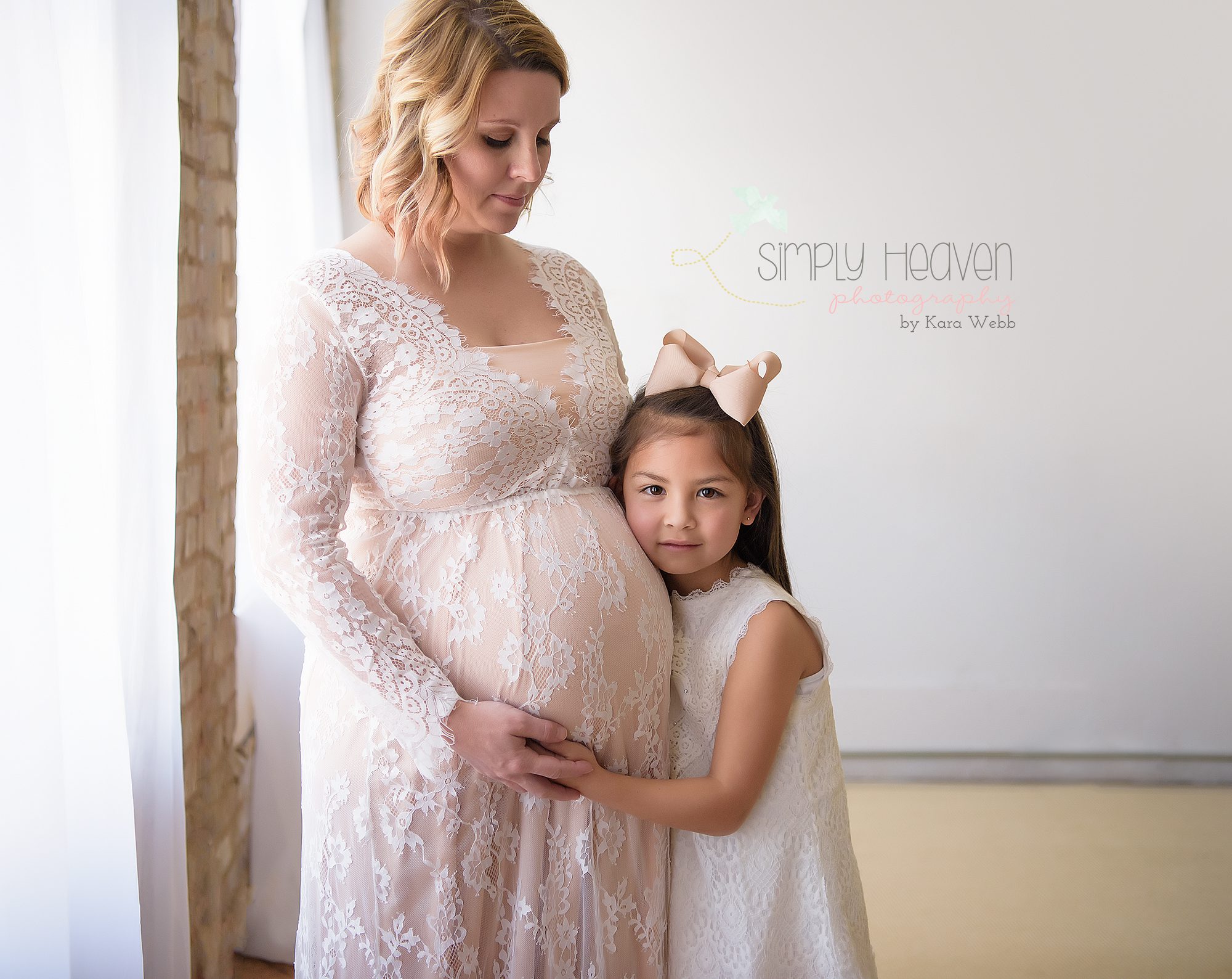 mom and daughter maternity portraits